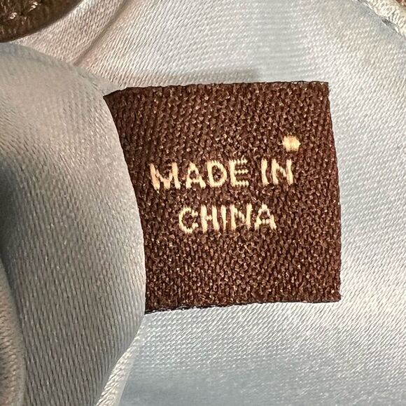 Coach Green Patent Leather Shoulder Bag - Picture 9 of 14